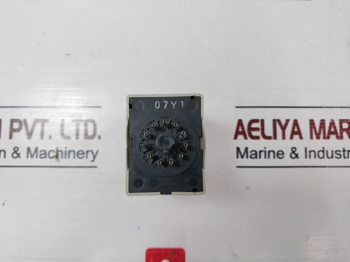 Omron 61F-gp-n Floatless Level Switch 220Vac 50/60Hz