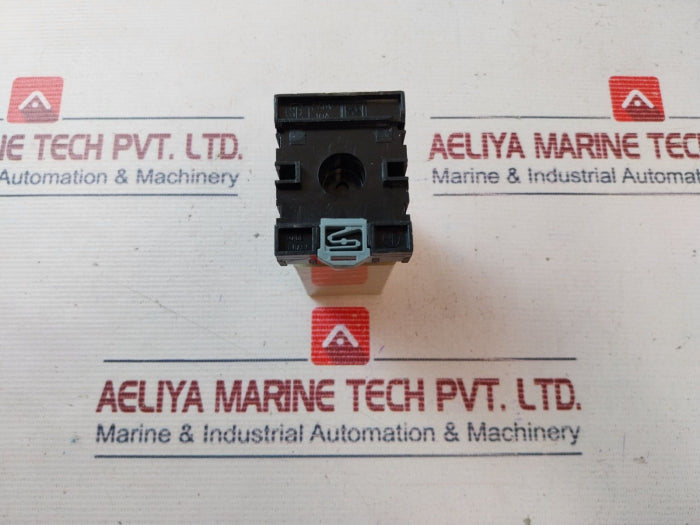 Omron 61F-gp-n Floatless Level Switch 50/60 Hz 240 Vac