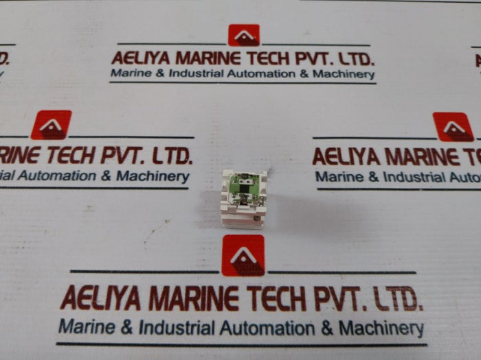 Omron A3Pa-703 Lighted Pushbutton Switch 5A 125-250Vac