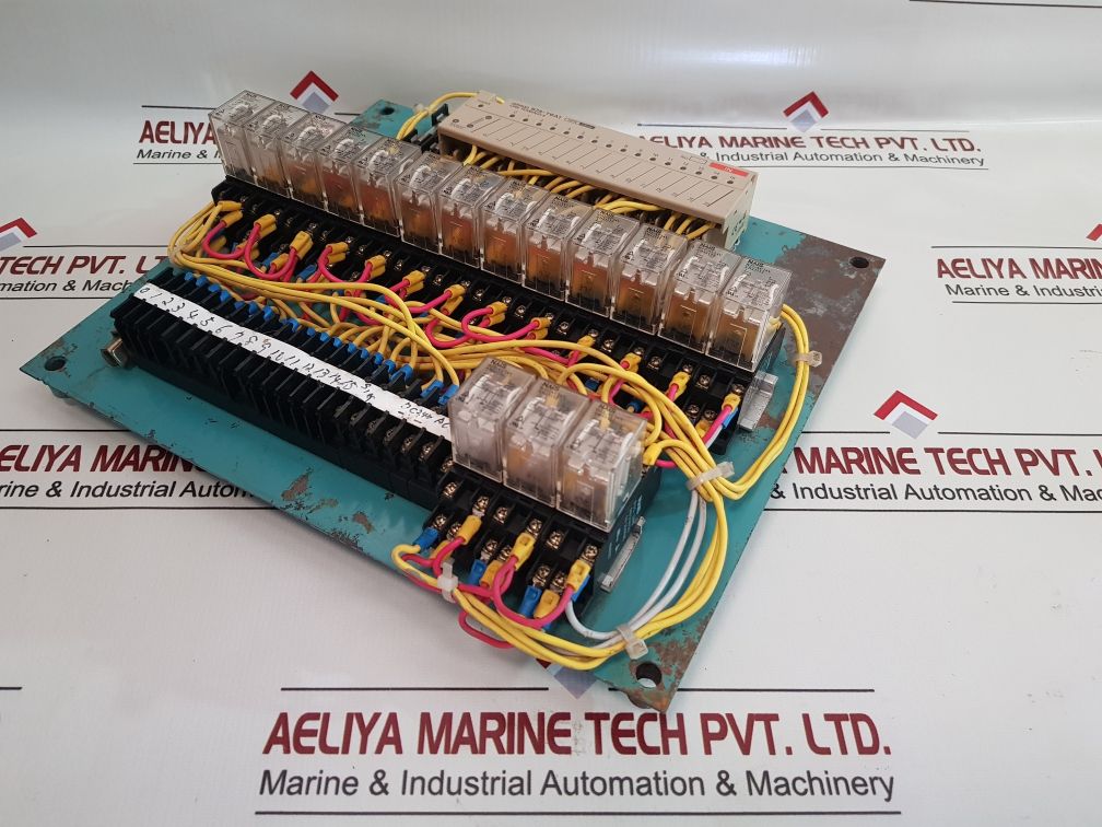 Omron B7A-T6A1 Link Terminal Block With Relay And Socket Assembly