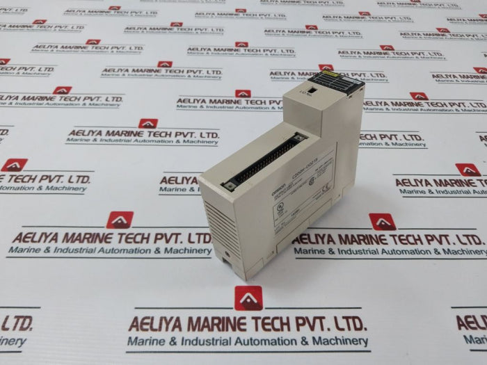 Omron C200H-od218 Output Unit 05302003 24Vdc