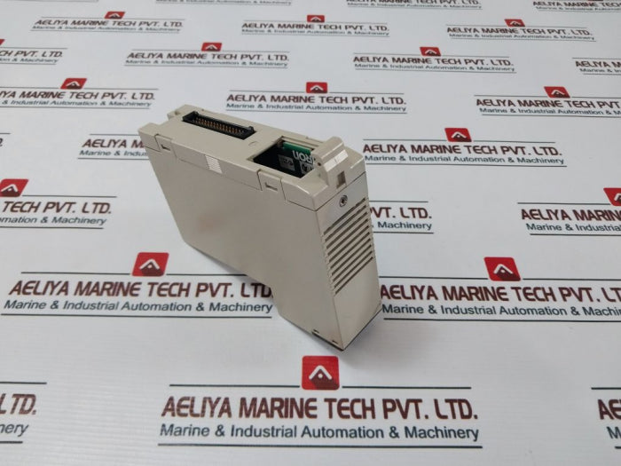 Omron C200H-od218 Output Unit 05302003 24Vdc