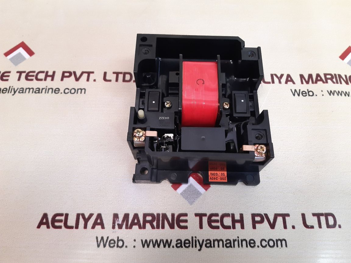 Omron C2T-4B Mounting Pitch Connector 200V-240V