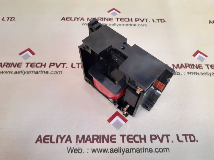Omron C2T-4B Mounting Pitch Connector 200V-240V