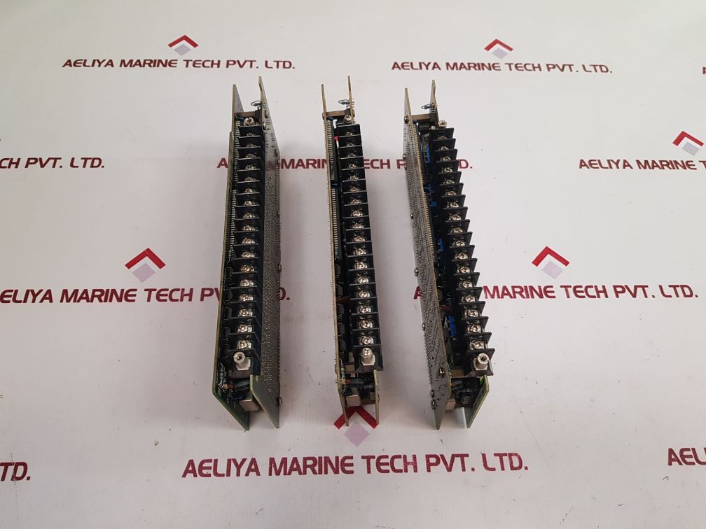 Omron C500-da101-1 Analog Output Unit C500-da101-2