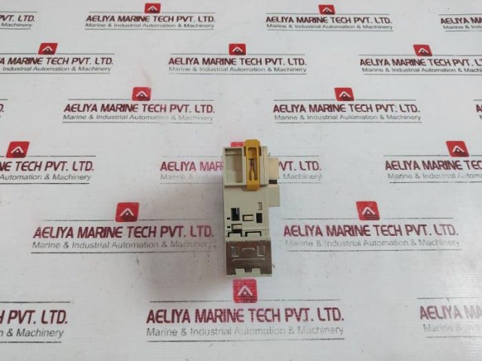 Omron Cj1W-crm21 Componet Remote Master Unit Dc24V 5A Isolated Source