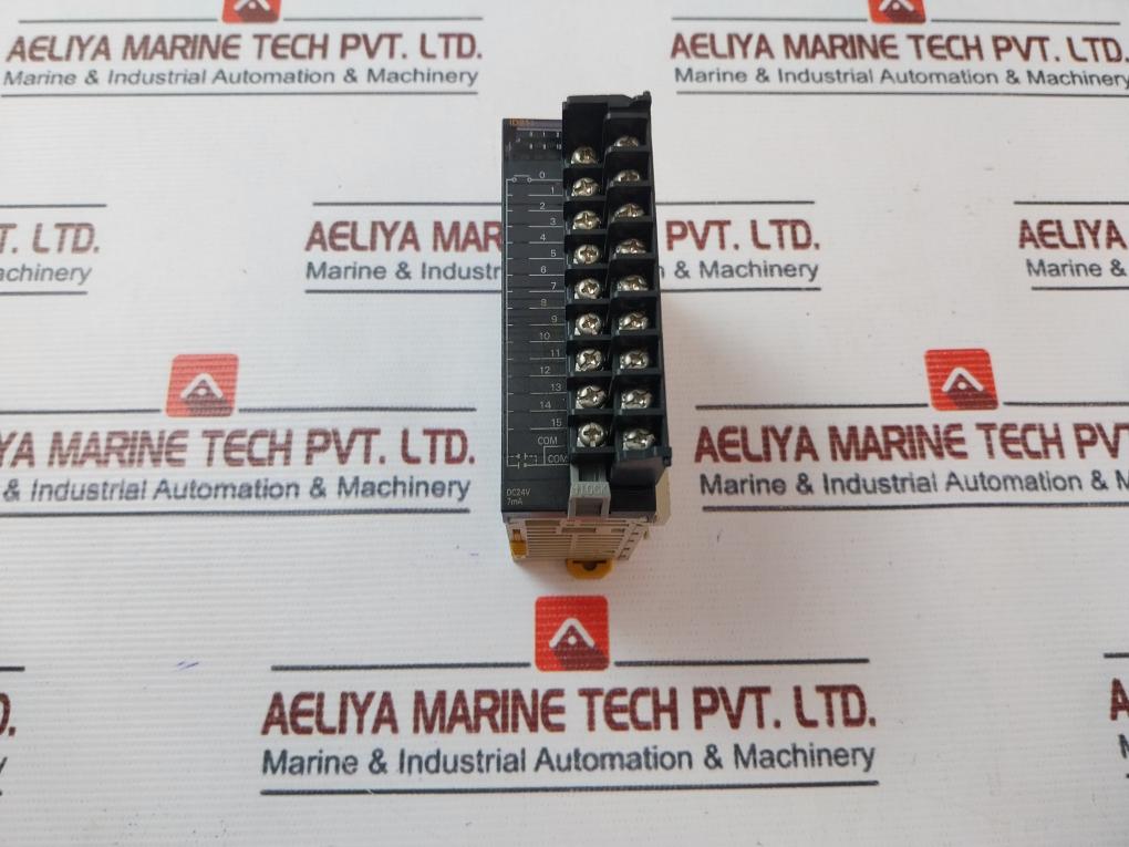 Omron Cj1W-id211 Input Module 24V Dc 7Ma