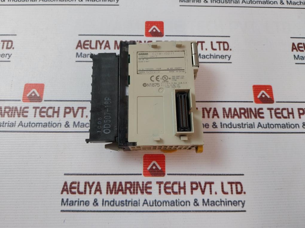 Omron Cj1W-id211 Input Module 24V Dc 7Ma