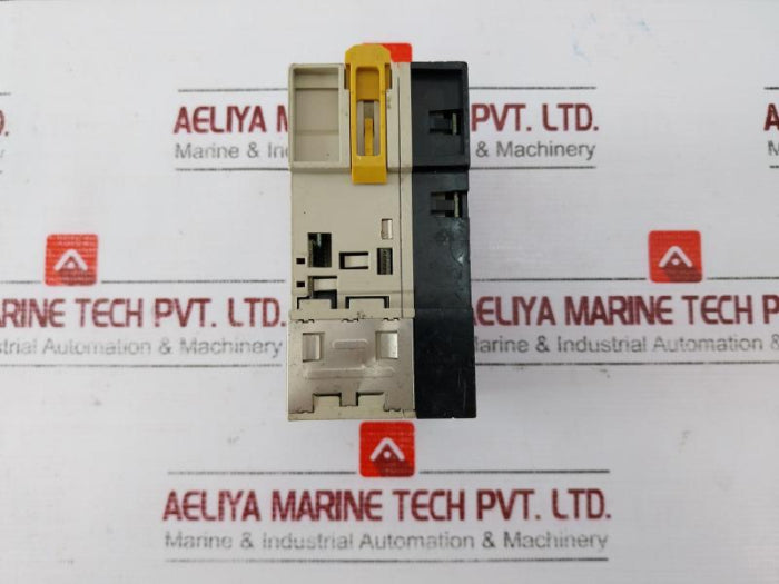 Omron Cj1W-id261 Digital Input Unit 24V Dc Class I Division 2