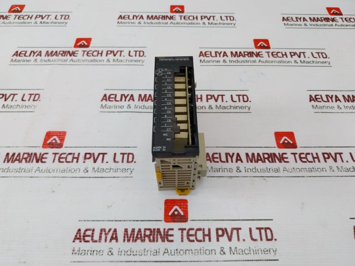 Omron Cj1W-oc201 Digital Output Unit 250V Ac