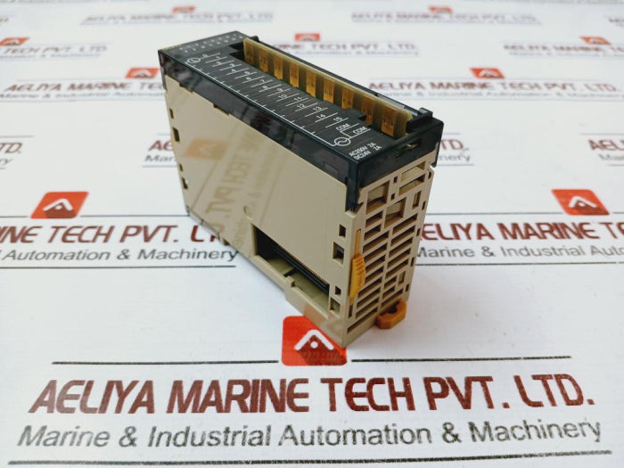 Omron Cj1W-oc211 16 Relay Digital Output Unit Dc24V 2A