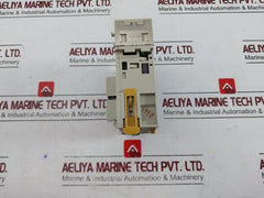 Omron Cj1W-oc211 Plc Output Unit Oc211 Ac250V 2A/Dc24V 2A