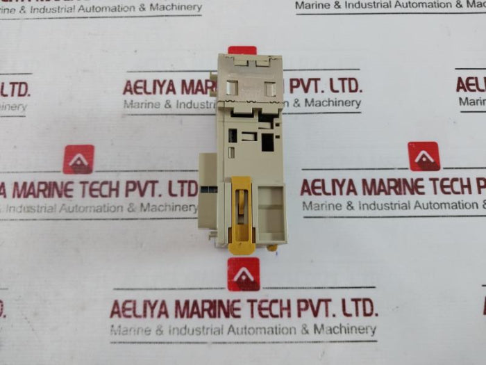 Omron Cj1W-od212 Digital Output Unit 24V Dc