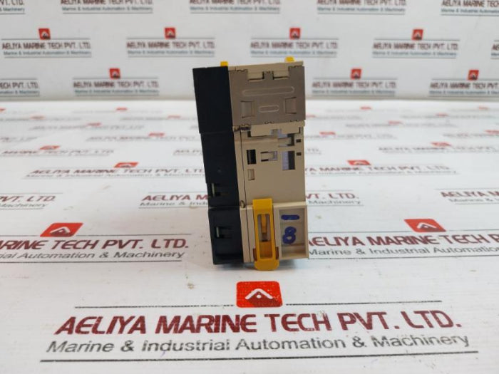Omron Cj1W-od212 Digital Output Unit Dc 24V Dc 0.5A