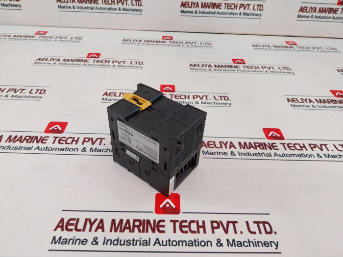 Omron Cp1e-e10dr-a Programmable Controller 100-240v