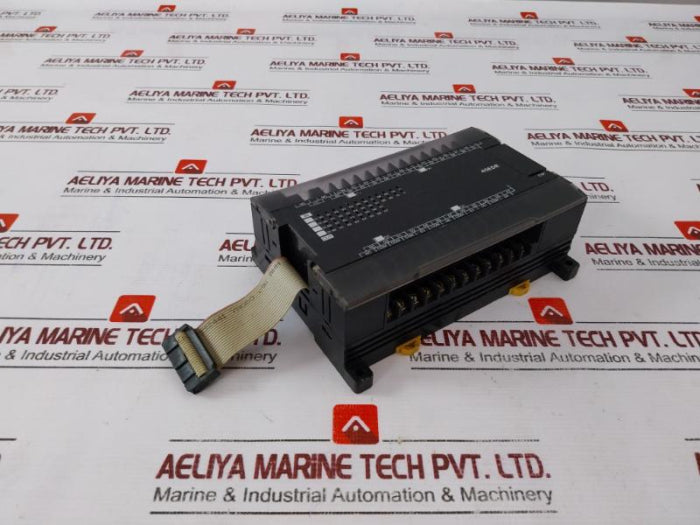 Omron Cp1W-40Edr Input Output Module Unit 240V Ac P.D., 180Va/P, 720Va/C, 1440Va/U