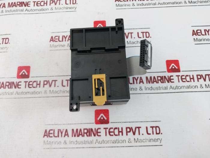 Omron Cp1W-8Et 8-point Output Controller 30V Dc 0.3A