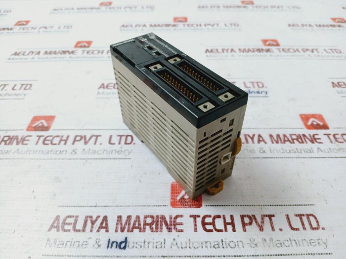 Omron Cpm2C-32Cdtc-d Input/Output Programmable Controller 24V Dc 3W