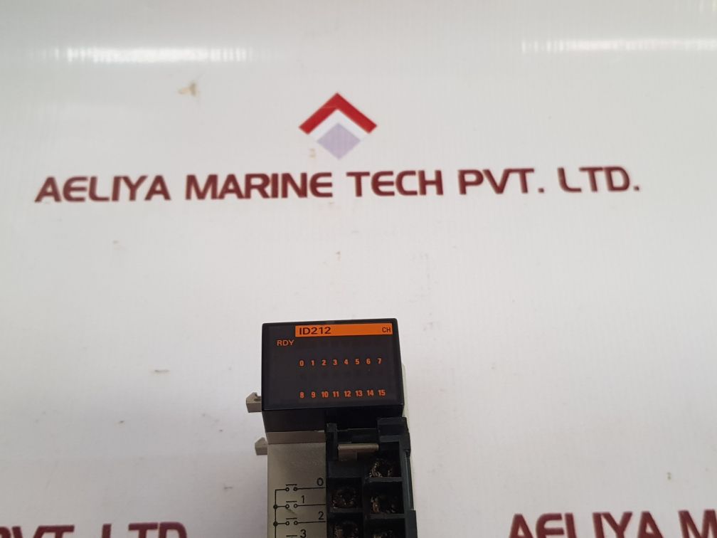 Omron cqm1-id212-1 input unit 24vdc
