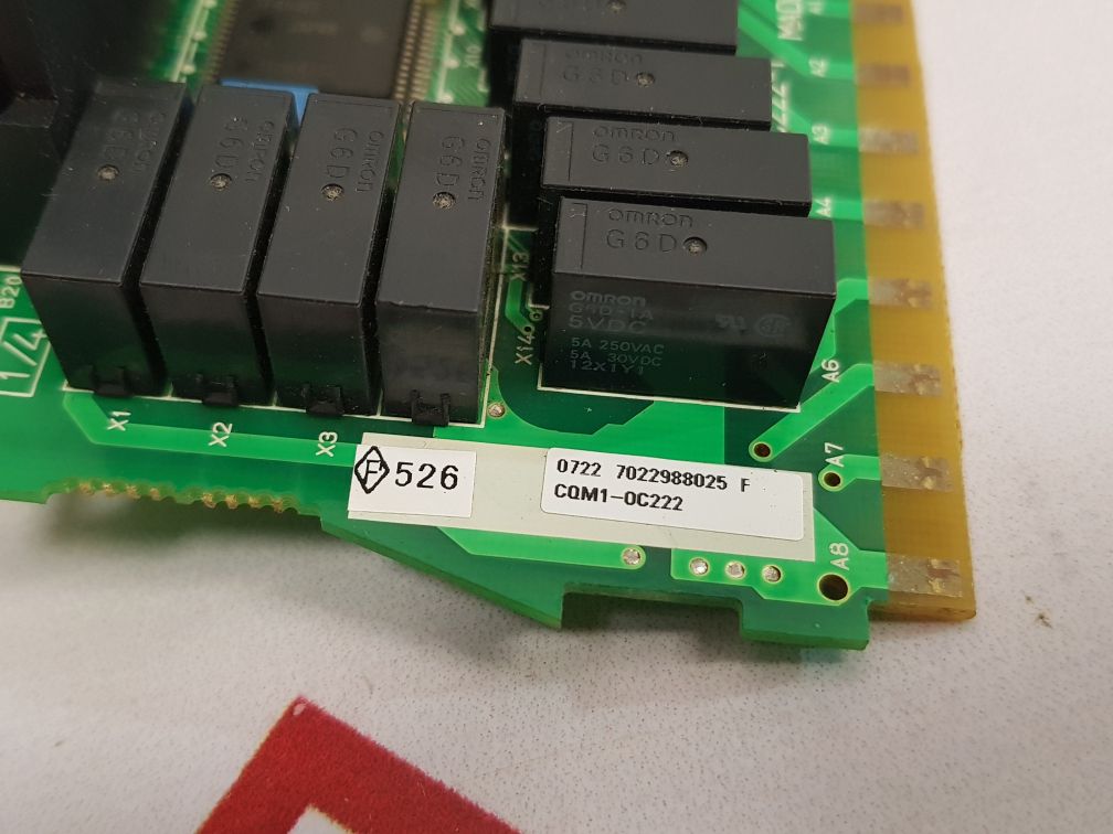 Omron Cqm1-oc222-1 Output Module