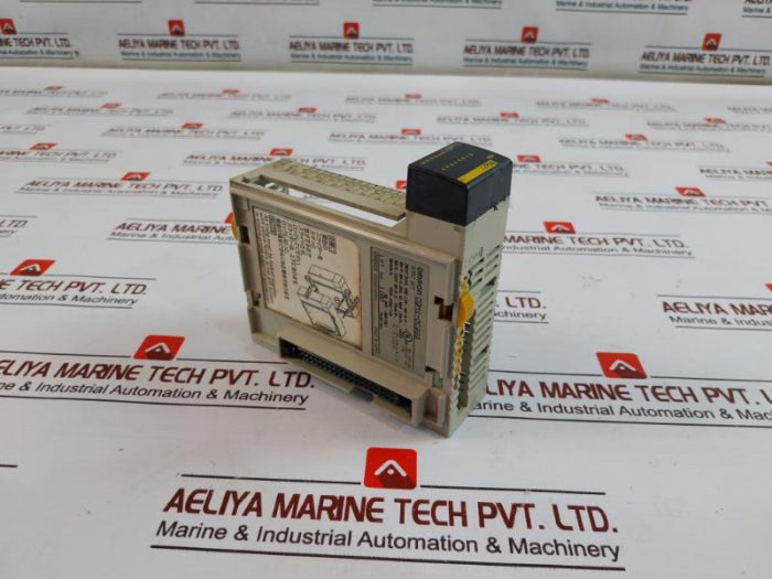 Omron Cqm1-oc222 Contact Output Unit
