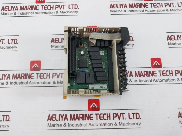 Omron Cqm1-oc222 Output Unit Module 16 Point 250V Ac T4A 960Va/U 06101001