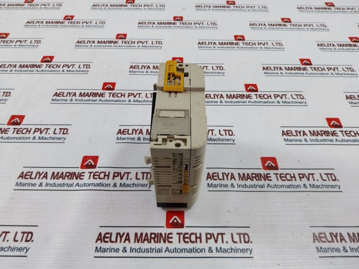 Omron Cqm1-oc222 Output Unit Cqm1-oc222-1 24V Dc