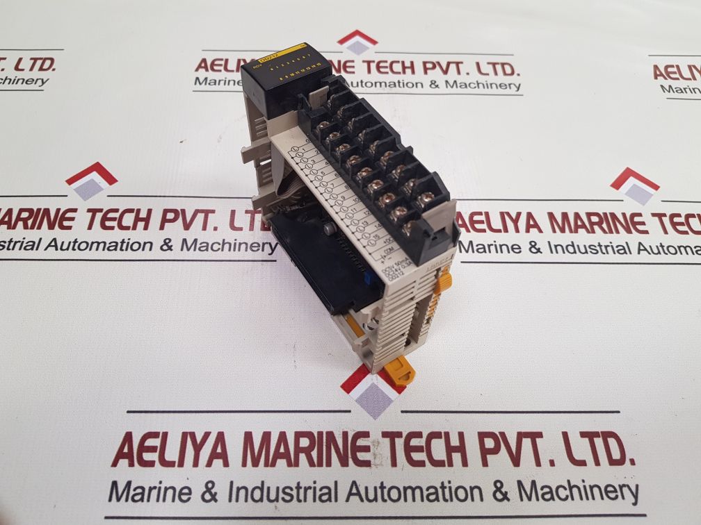 Omron Cqm1-od212 Output Unit