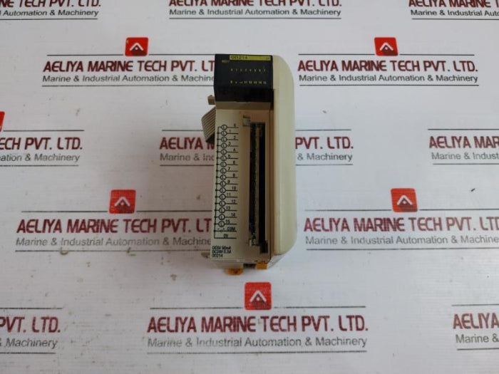 Omron Cqm1-od214 16 Points Output Unit Controller 5-24Vdc,0.3A/Point,4.8A/Unit