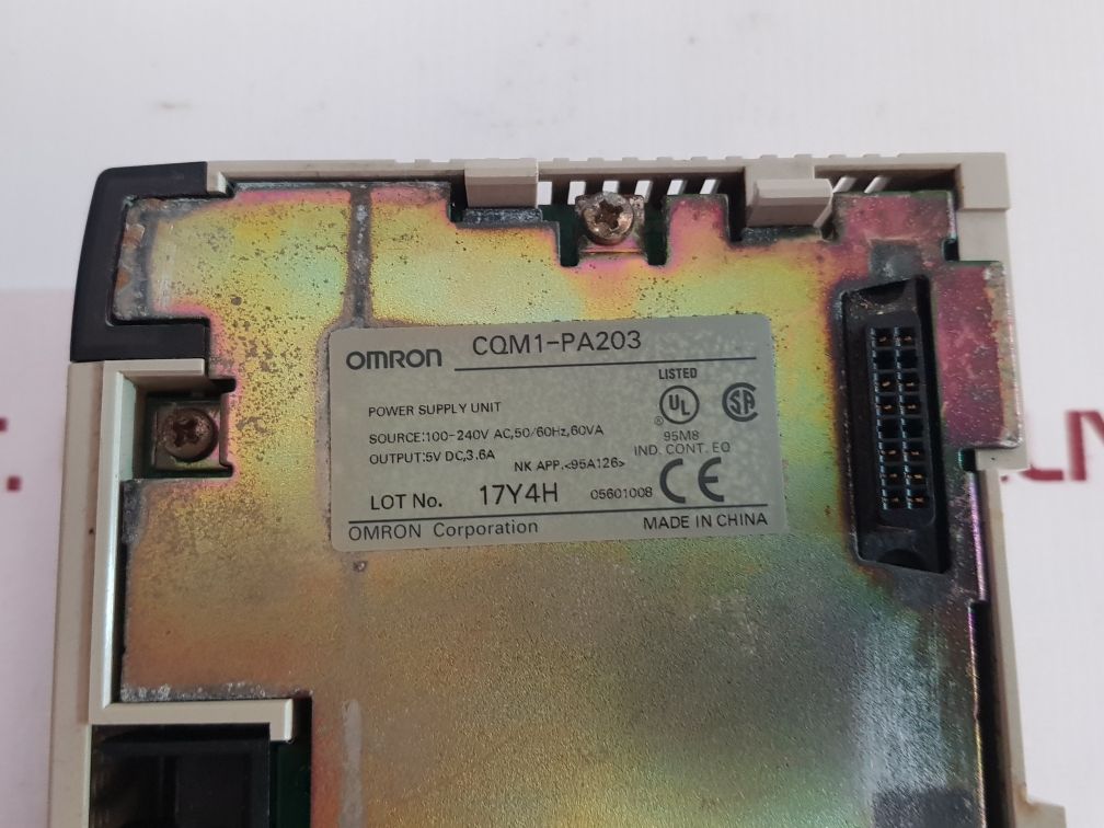 Omron cqm1-pa203 power supply unit 3.6a
