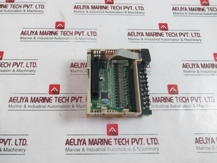 Omron Cqm1-pa203 Power Supply Unit 100-240vac 5vdc 3.6a