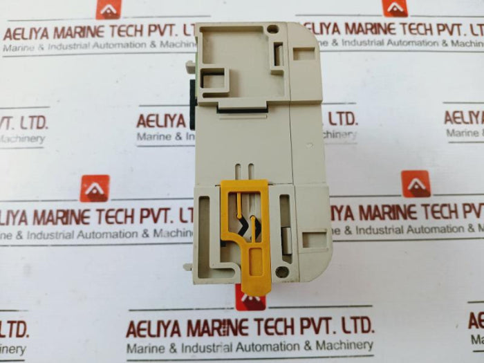 Omron Cqm1-pa203 Power Supply Unit 100-240 Vac, 50/60Hz, 60Va