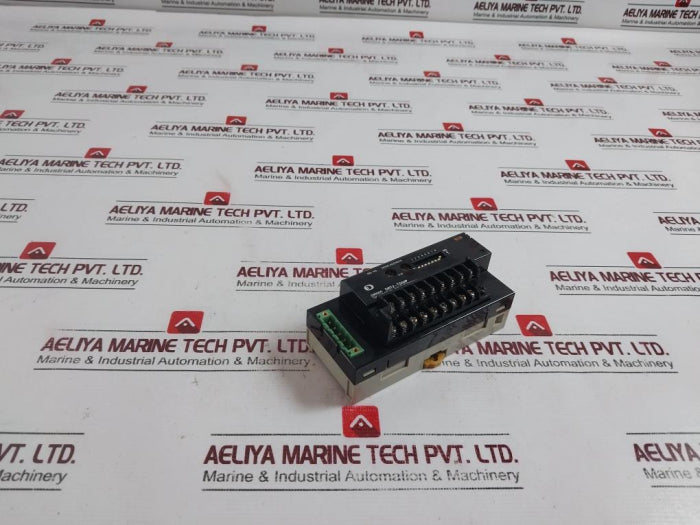 Omron Drt2-ts04P Temperature Input Terminal 24V Dc Rtd