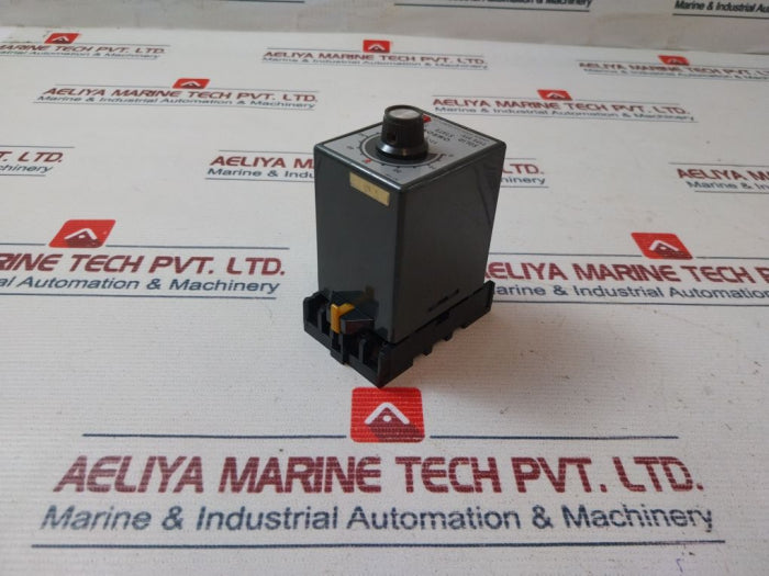 Omron Dts Solid State Timer 0-60 Seconds 24Vdc 2A