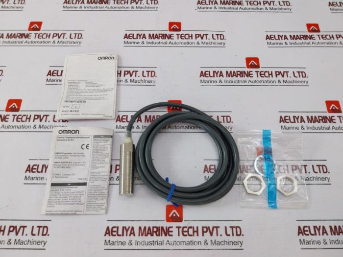 Omron E2E2-x5C1 Photoelectric Switch Sensor 12 To 24Vdc , 24617M