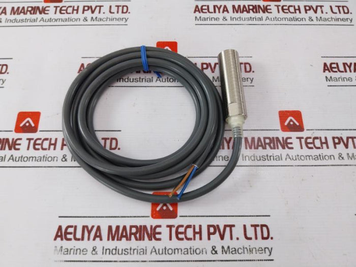 Omron E2E2-x5C1 Photoelectric Switch Sensor 12 To 24Vdc , 24617M