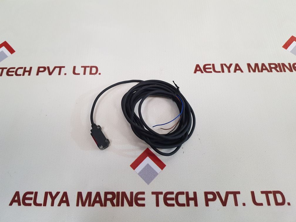 Omron E3T-sr23 Photoelectric Switch 12 To 24V Dc - Aeliya Marine Tech