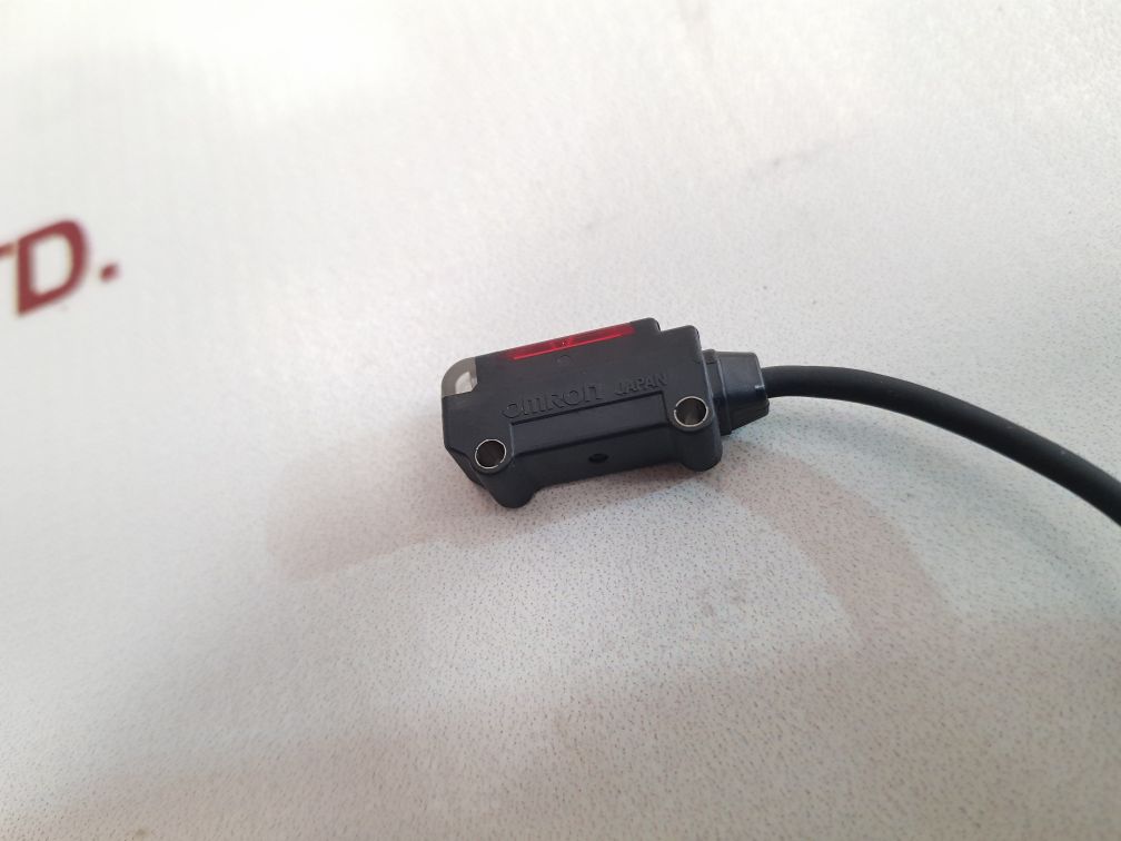 Omron E3T-sr23 Photoelectric Switch 12 To 24V Dc - Aeliya Marine Tech