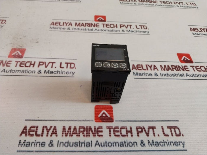 Omron E5Cn-r2Mt-500 Temperature Controller 7.5Va