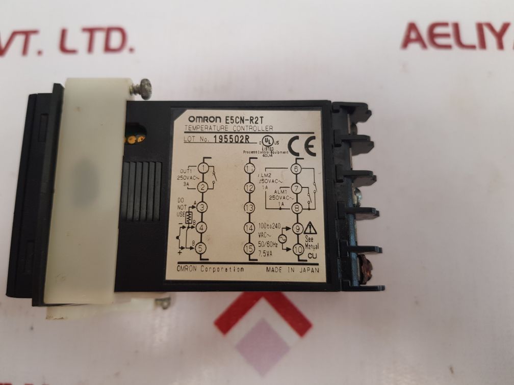 Omron E5Cn-r2T Temperature Controller Used One