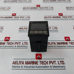 Omron E5Cn-r2Tu Temperature Controller 