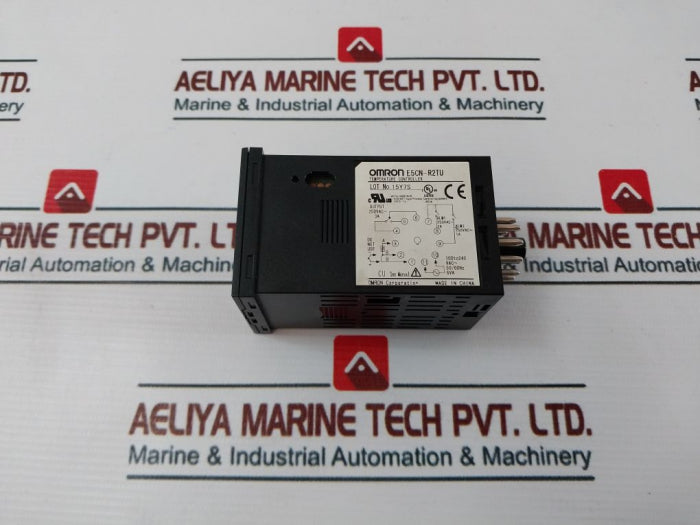Omron E5Cn-r2Tu Temperature Controller 250Vac 3A 50/60Hz 6Va