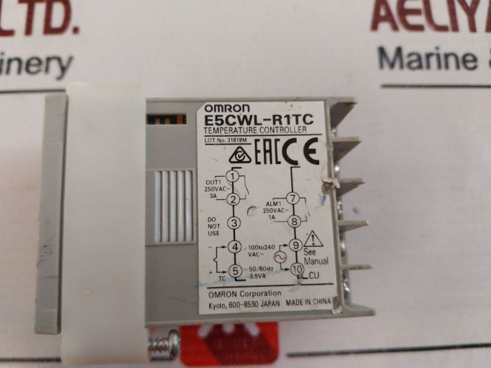 Omron E5Cwl-r1Tc Temperature Controller 100-240Vac 50/60Hz