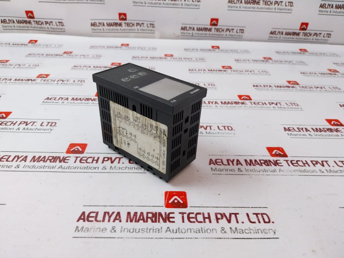 Omron E5en-r3mt-500-n Thermostat Temperature Controller 50/60hz 8.5va