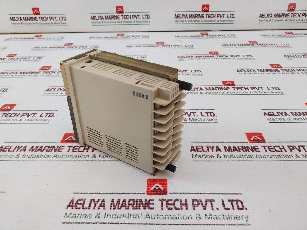 Omron E5Ex-a Temperature Controller 3A 100 To 240Vac 50/60 Hz