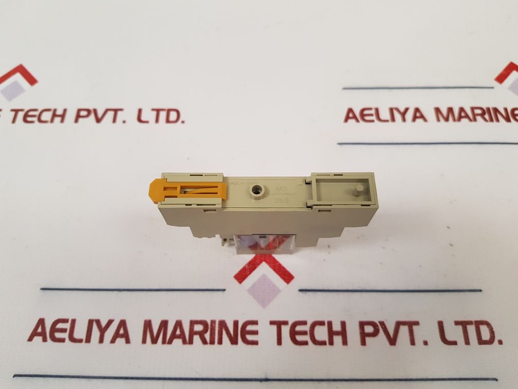 Omron G2R-1-sn (S) Relay Socket 24V Dc
