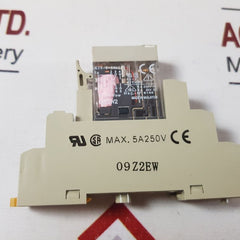 Omron G2R-2-sni(S) Relay With Socket 5A 250V