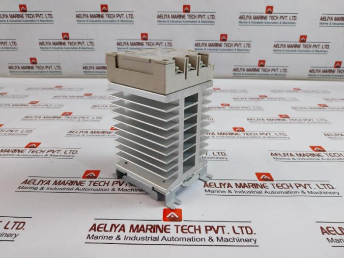 OMRON G3PB-515B-3N-VD Solid State Contactor 50/60HZ 25107EP