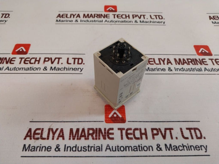 Omron H3Ba-n8H Timer 110Vac 50/60Hz 0-1.2 Min