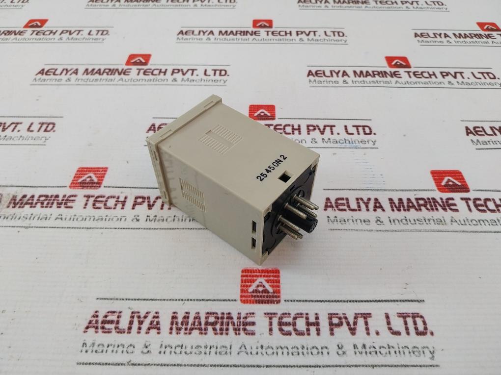 Omron H3Ca-8H Digital Timer 3A 250Vac